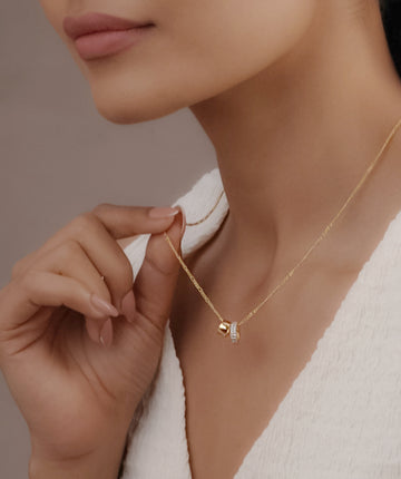 Dazzle Roll Necklace in 92.5 Sterling Silver