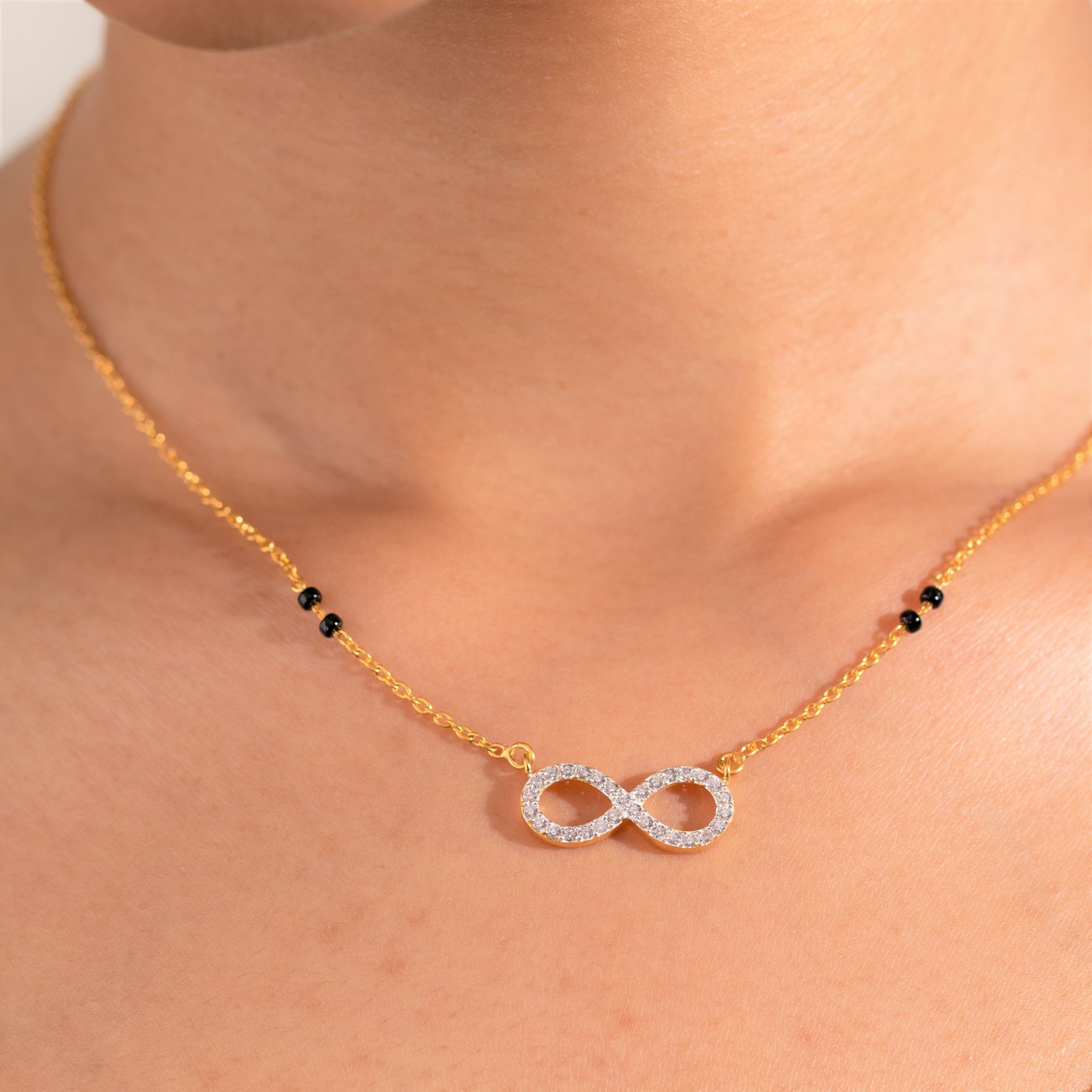 Apara Mangalsutra