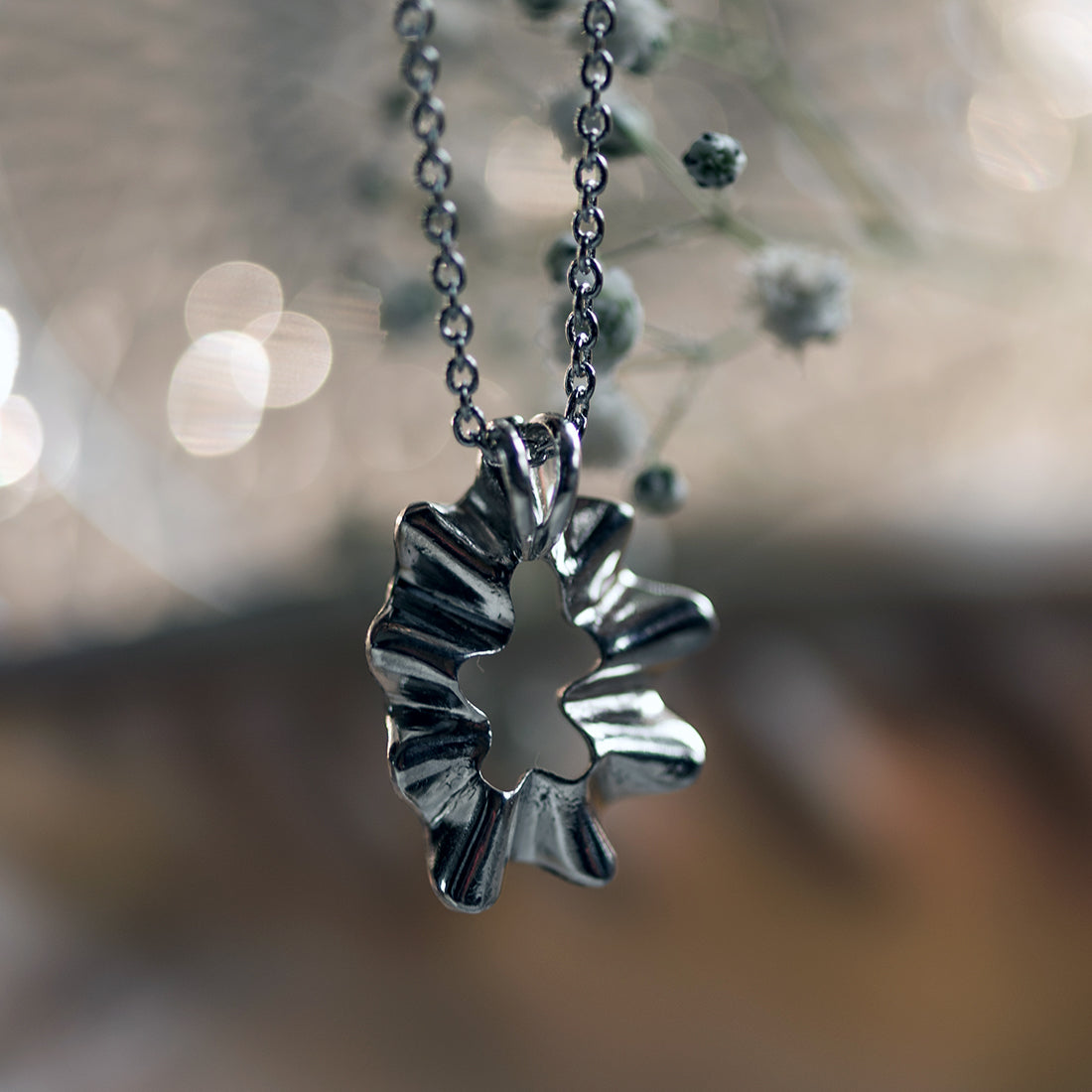 Oh Thalasa pendant