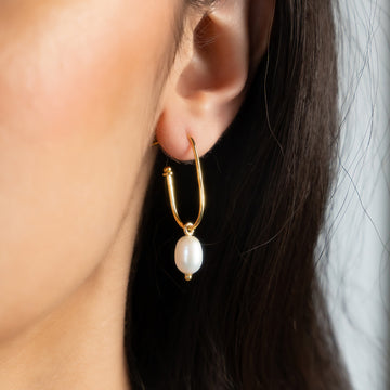 Chic Pearl Hoops